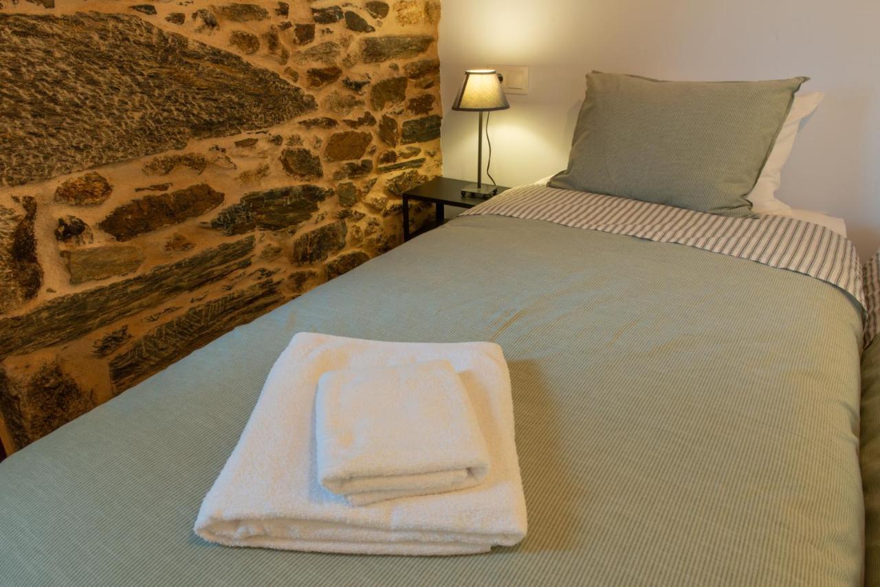 הוילה Casa Doade, En A Ribeira Sacra מראה חיצוני תמונה
